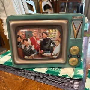Vintage, happy days, collectible tin/lunchbox